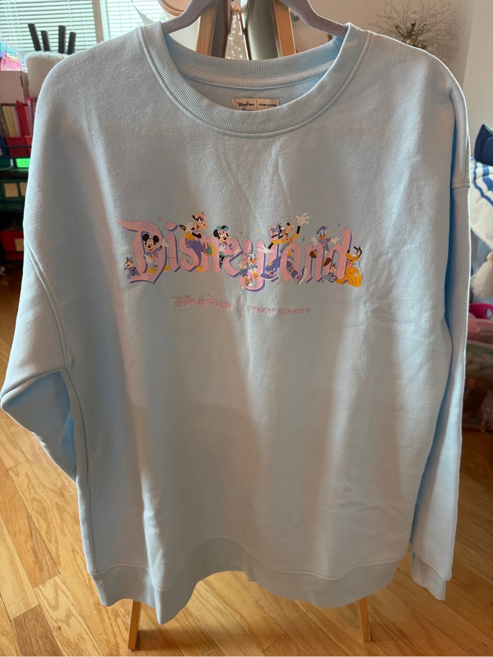 NWOT Disneyland Pullover Sweatshirt for Women Stoney Clover Lane Blue SIZE:XL
